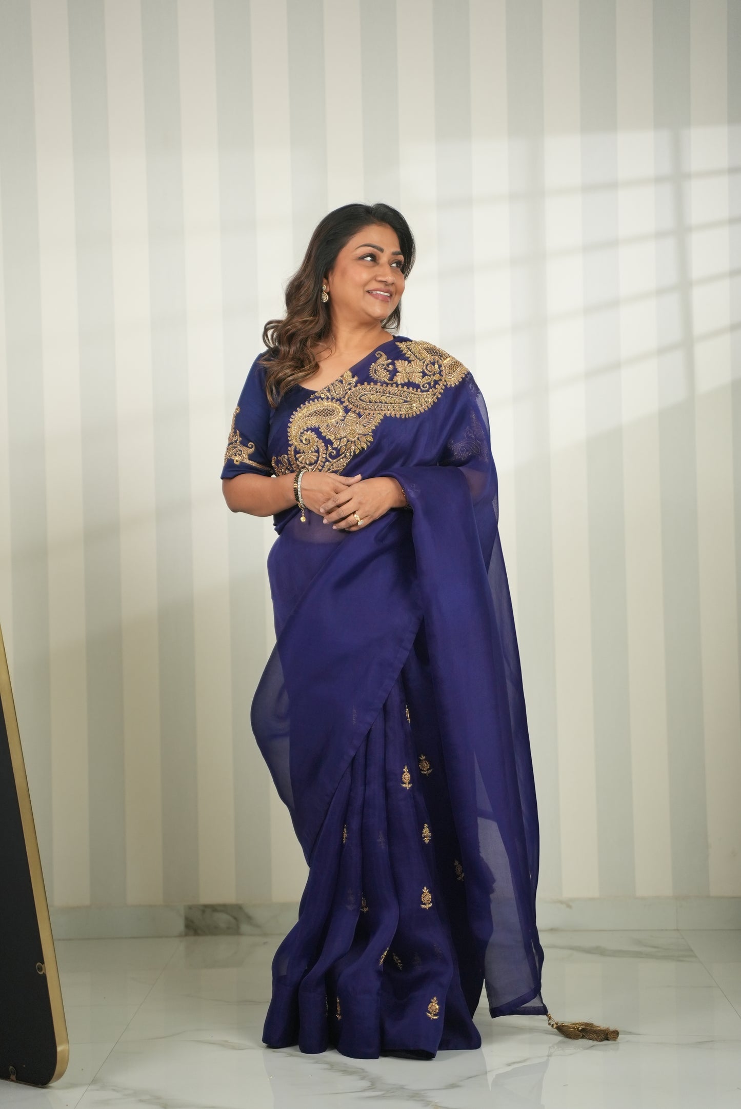 Dolly Jain in Kamli
